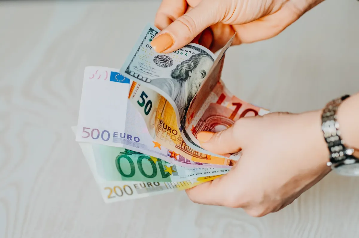 Handel walutami na rynku Forex: Czy warto inwestować?