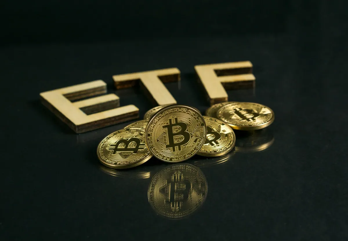 Inwestycje w kryptowaluty: ETF-y na cyfrowe aktywa – czym są i jak w nie inwestować?