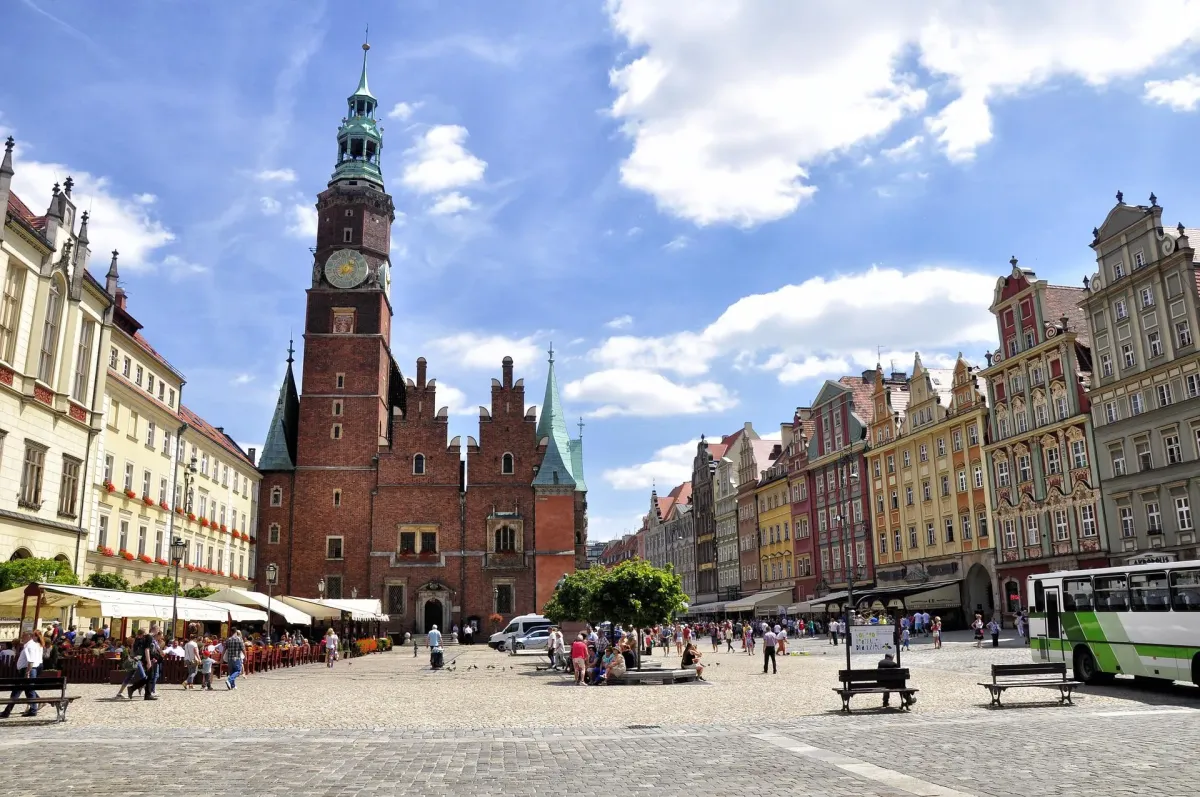 Praca we Wrocławiu: Gdzie szukać najlepszych ofert?